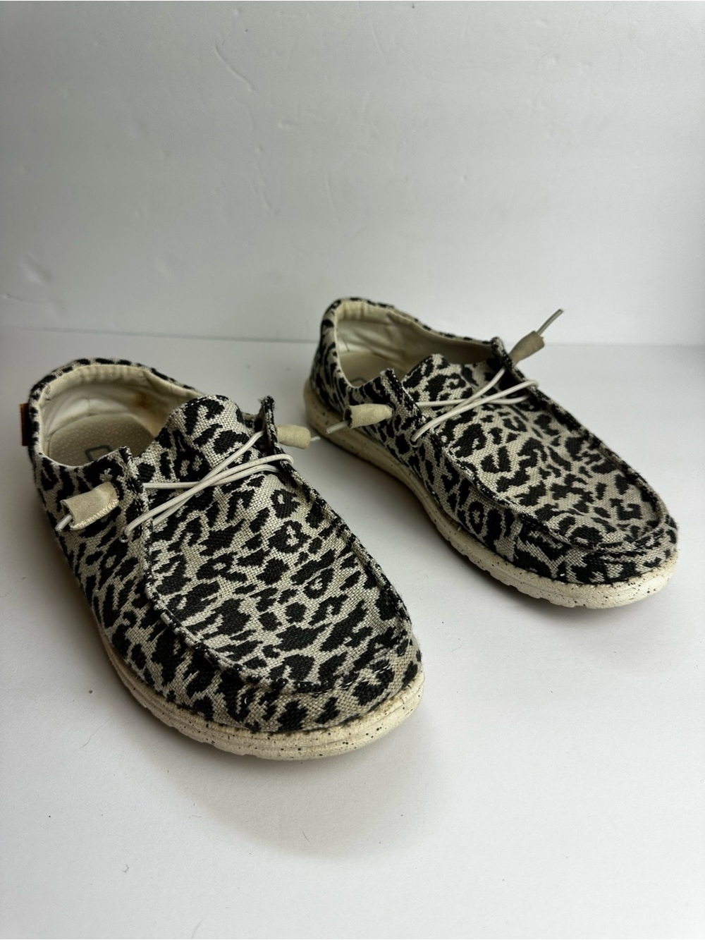 Hey Dude Wendy Woven Cheetah Grey Women's Size 11 Shoes Gray Black Slip-On